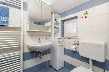 Vodnjan Apartment with Balcony for 4 Guests