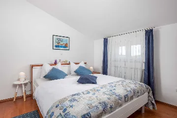 Vodnjan Apartment with Balcony for 4 Guests