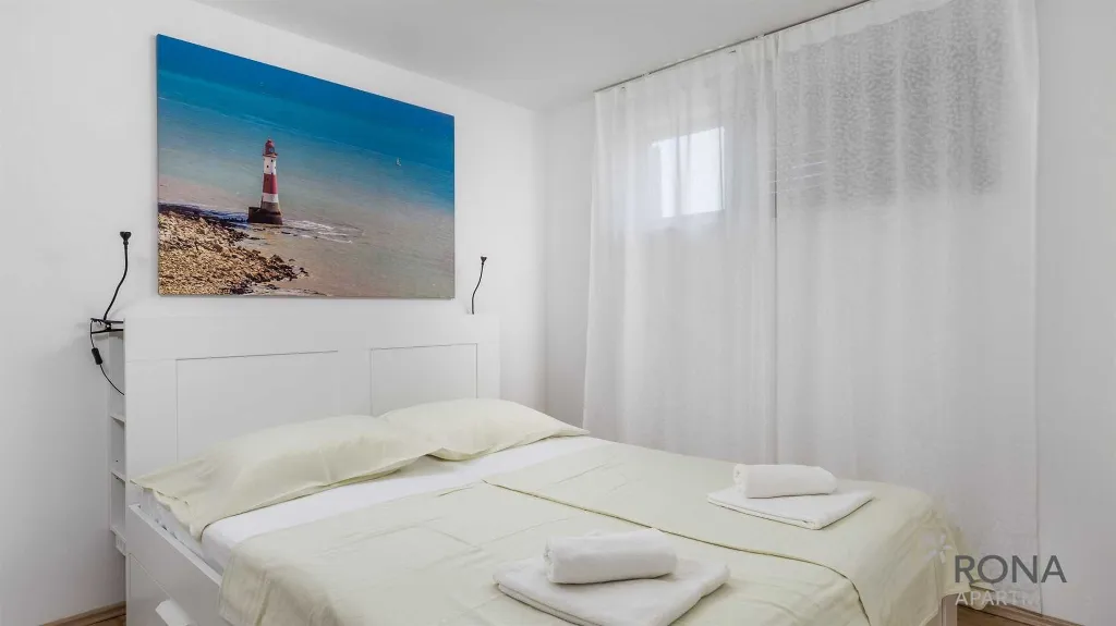 Two-Bedroom Apartment with Terrace in Barbariga