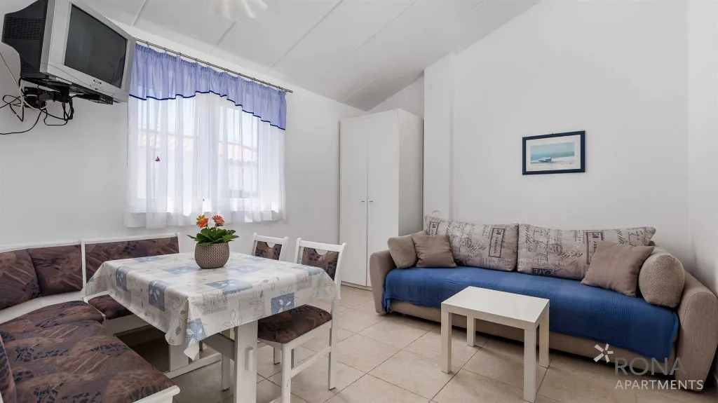 1-Bedroom Apartment in Barbariga for Up to 4
