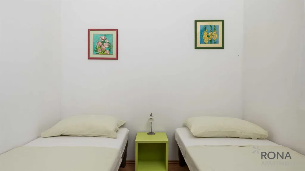 1-Bedroom Apartment in Barbariga for Up to 4