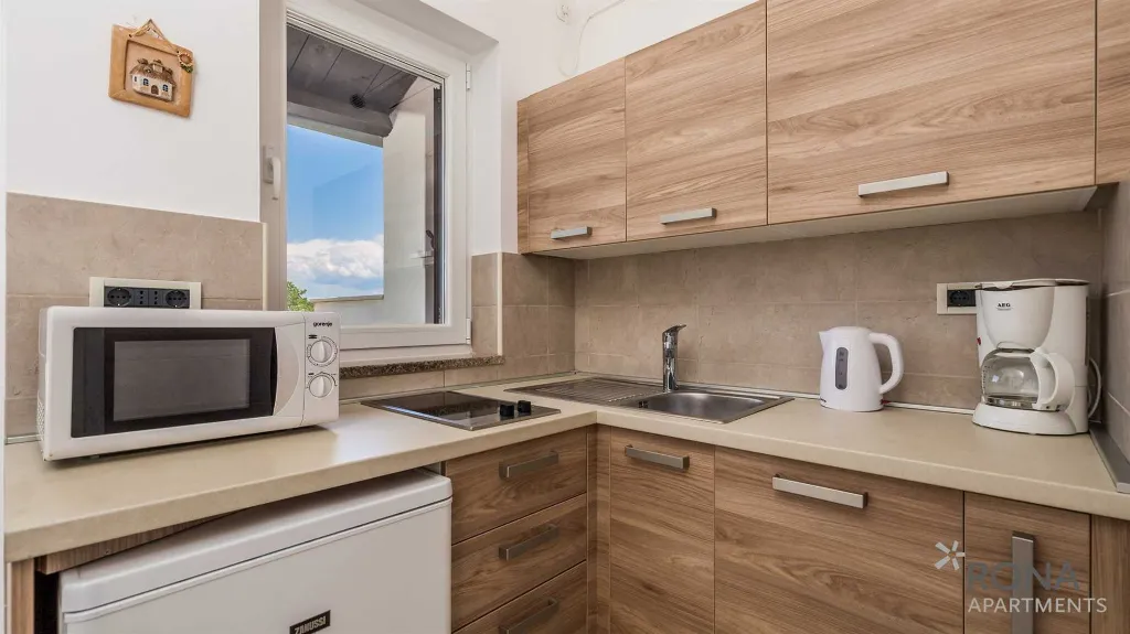 1-Bedroom Apartment in Barbariga for Up to 4