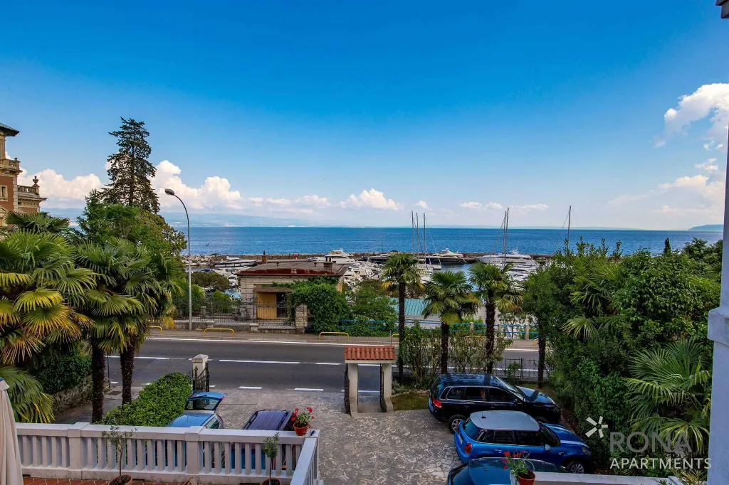 1-Bedroom Apartment with Sea View in Ičići