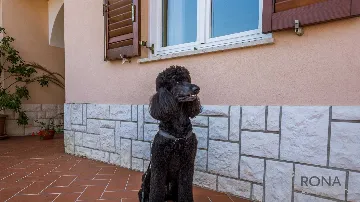 Ičići Apartment with Sea View for 3 Guests