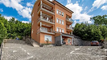 Sea-View Apartment in Ičići for Up to 6