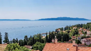 Sea-View Apartment in Ičići for Up to 6