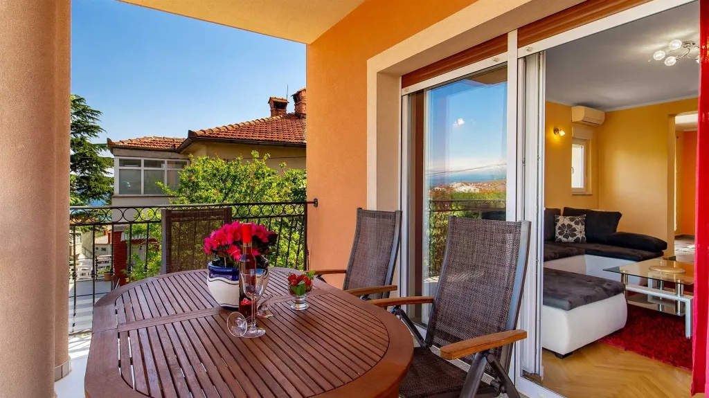 Rijeka Apartment for 4 Guests with Balcony