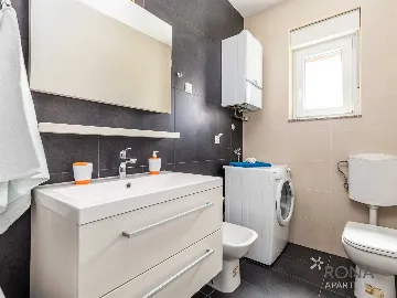 Rijeka Apartment for 4 Guests with Balcony