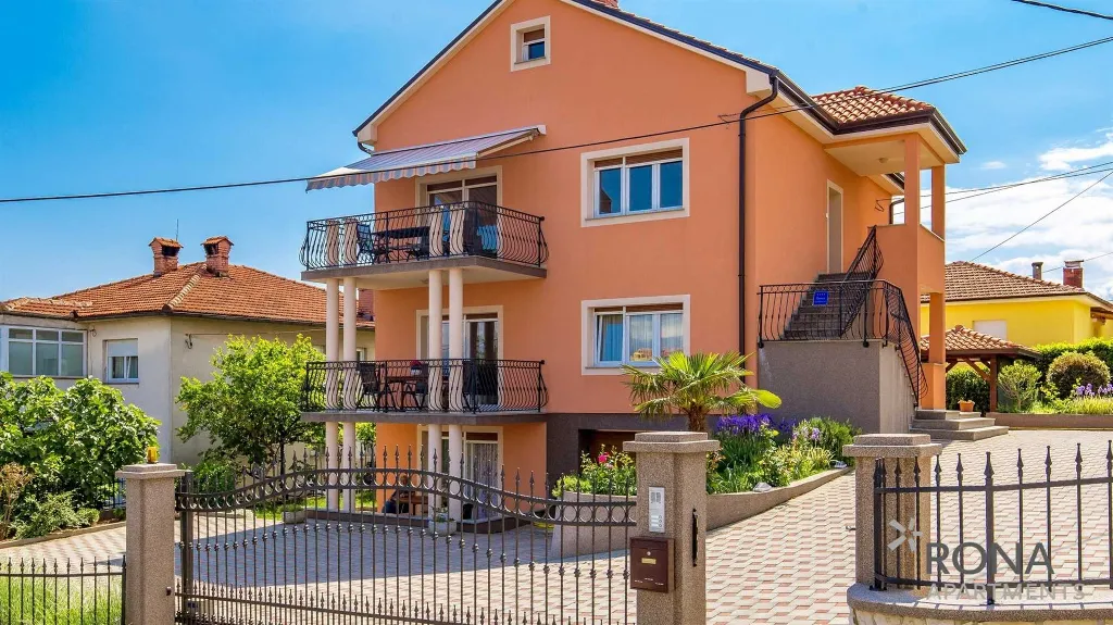 Rijeka Apartment for 4 with Partial Sea Views