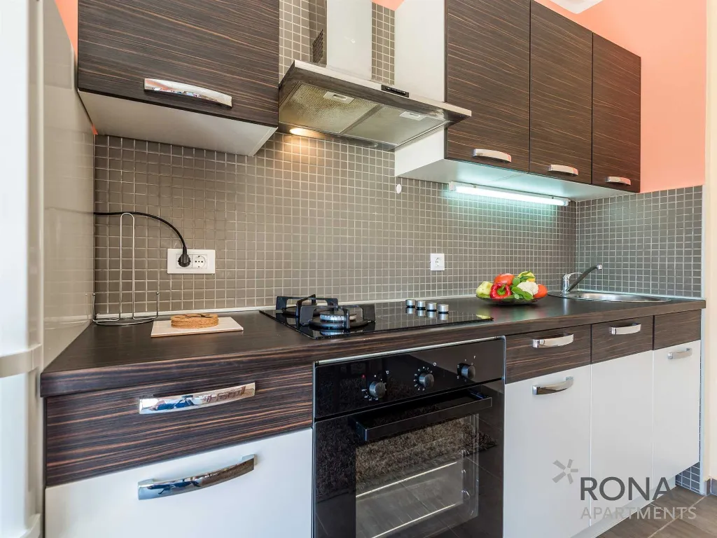 Rijeka Apartment for 4 with Partial Sea Views