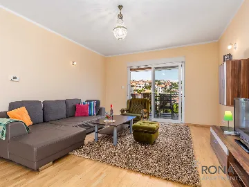 Rijeka Apartment for 4 with Partial Sea Views