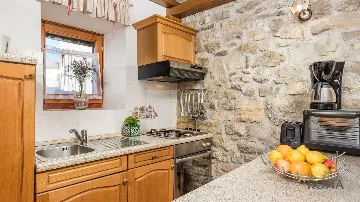 Apartment in Boljun for Up to 5 Guests