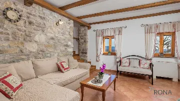 Apartment in Boljun for Up to 5 Guests