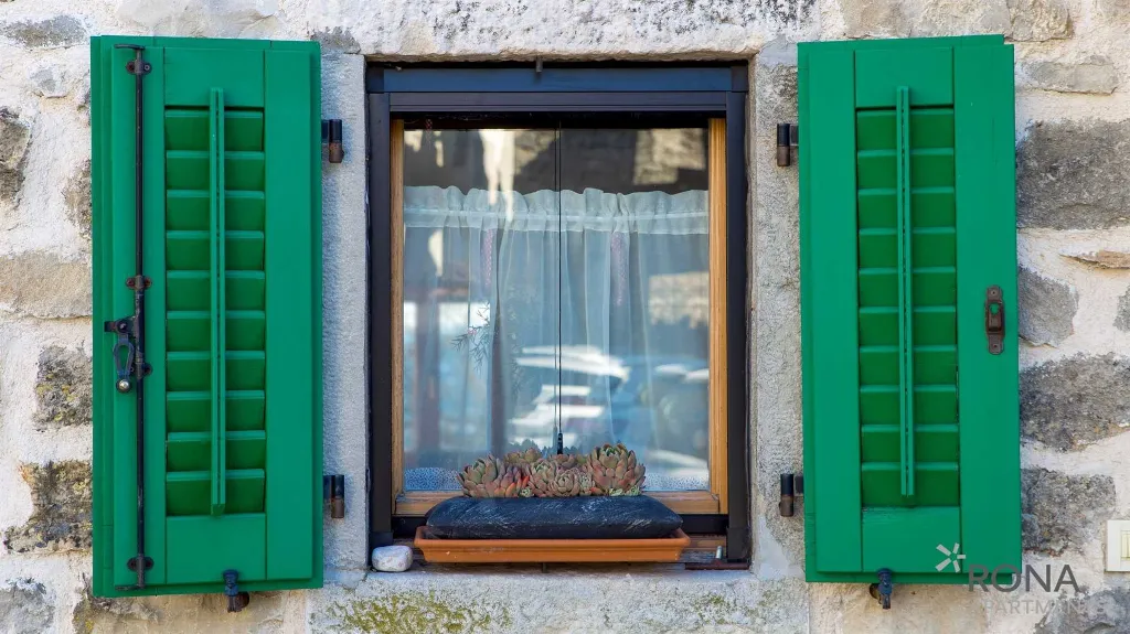 Apartment in Boljun for Up to 5 Guests