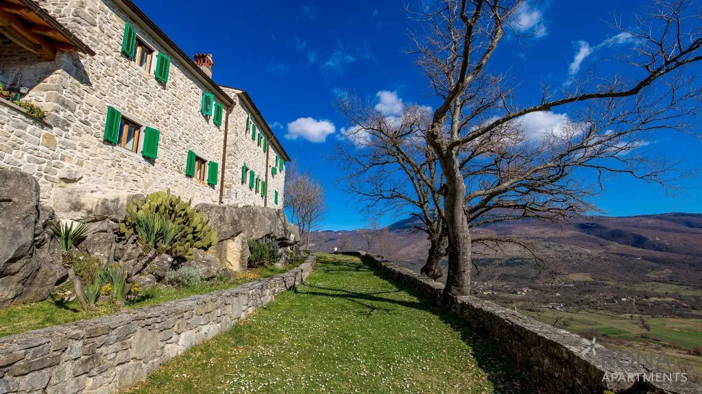 Apartment in Boljun for Up to 5 Guests