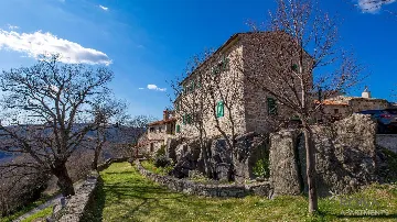 Apartment in Boljun for Up to 5 Guests