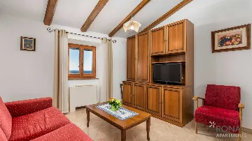 1-Bedroom Stone House Apartment in Boljun