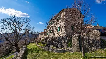 1-Bedroom Stone House Apartment in Boljun