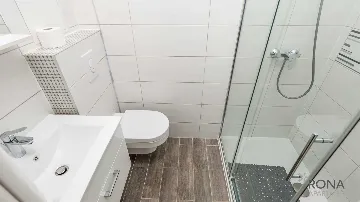 Červar Porat 1-Bedroom Apartment for 4 Guests