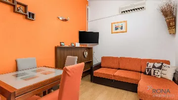 Červar Porat 1-Bedroom Apartment for 4 Guests