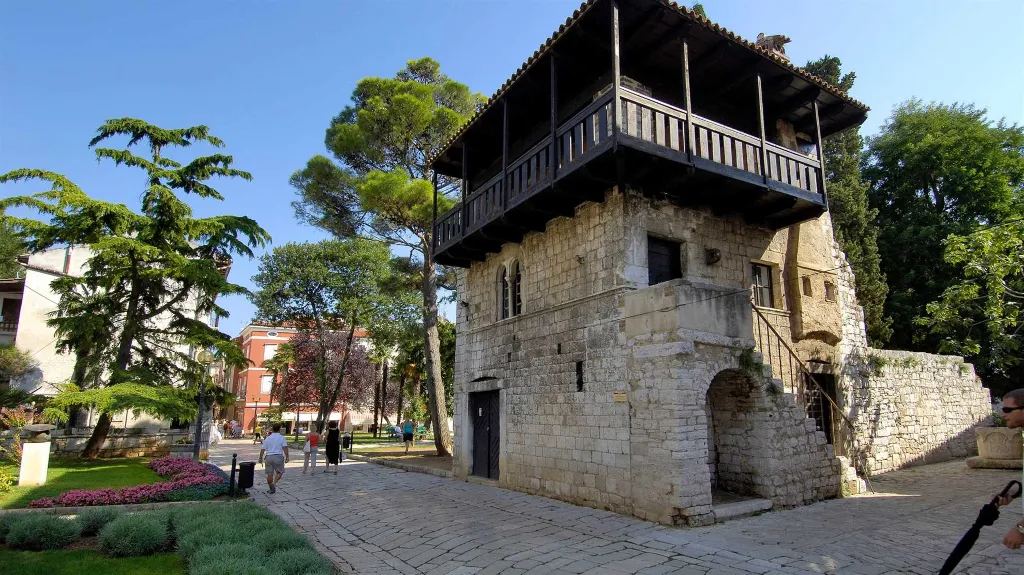 Studio Apartment for 2+2 in Červar Porat
