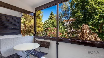 Červar Porat Apartment for up to 4 Guests