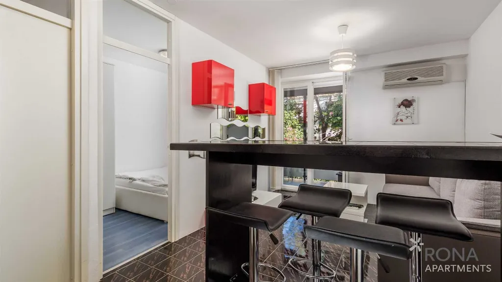 Červar Porat Apartment for up to 4 Guests
