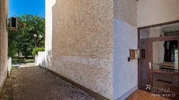 Červar Porat Apartment for up to 4 Guests