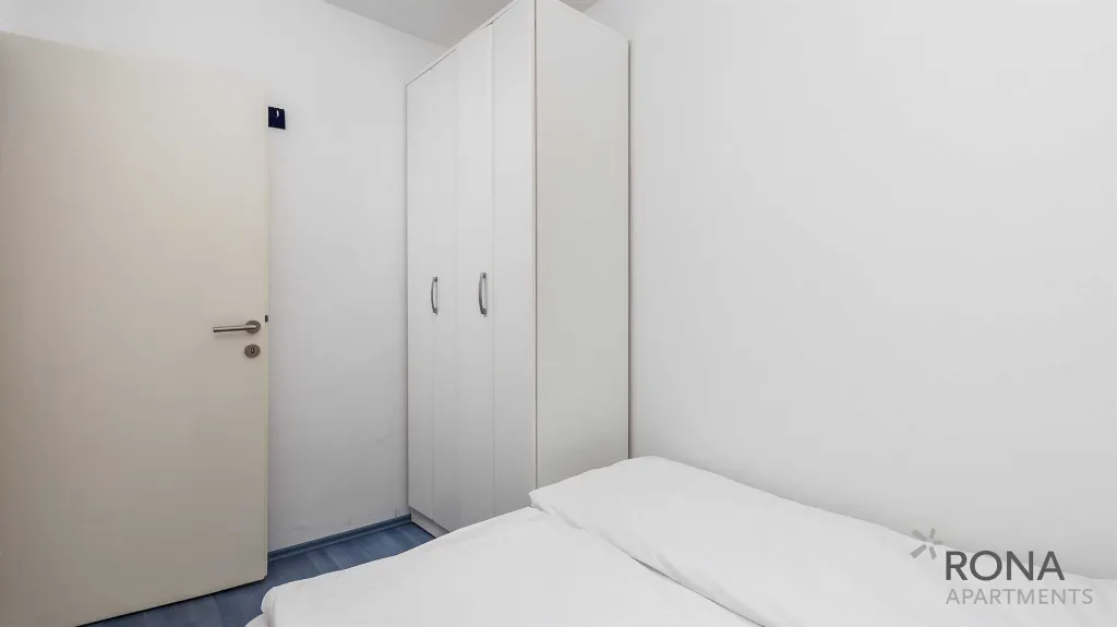 Červar Porat Apartment for up to 4 Guests