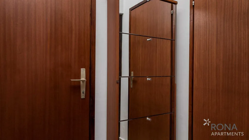1-Bedroom Apartment for 4 Guests in Kolanjski Gajac