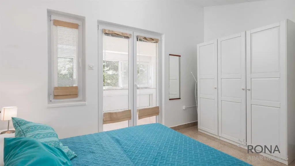 Renovated 2-Bedroom Apartment in Kolan, Croatia