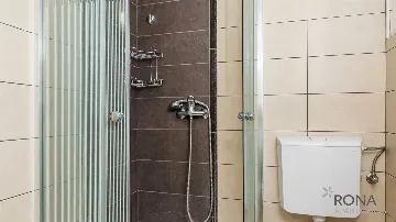 Pag Apartment for 4 Guests near Pebble Beach