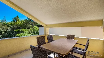 Pag Apartment for 4 Guests near Pebble Beach