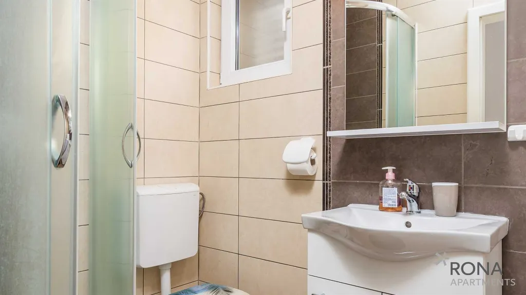 2-Bedroom Apartment with Terrace in Pag