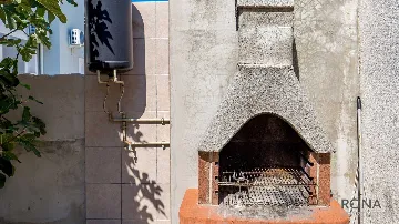 2-Bedroom Apartment with Terrace in Pag