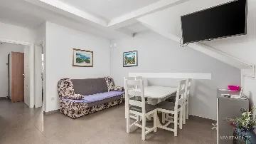 2-Bedroom Apartment with Terrace in Pag