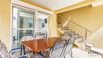 2-Bedroom Apartment with Terrace in Pag