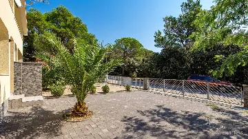 2-Bedroom Apartment with Terrace in Pag