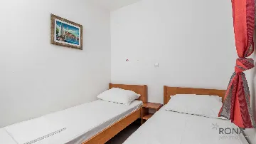 2-Bedroom Apartment with Terrace in Pag