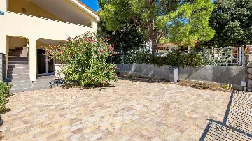 Pag Apartment with Large Terrace for 4 Guests