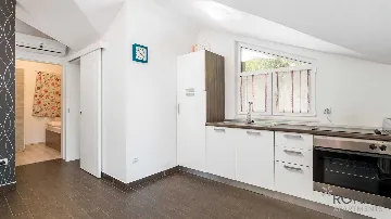 2-Bedroom Apartment with Terrace in Pag (Simuni)