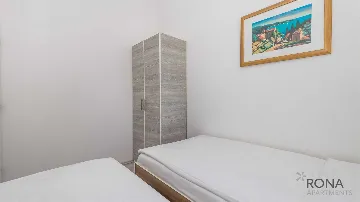 2-Bedroom Apartment with Terrace in Pag (Simuni)