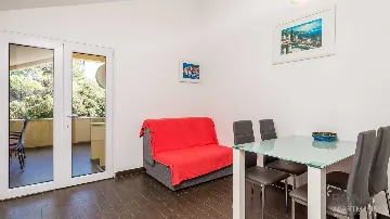 2-Bedroom Apartment with Terrace in Pag (Simuni)