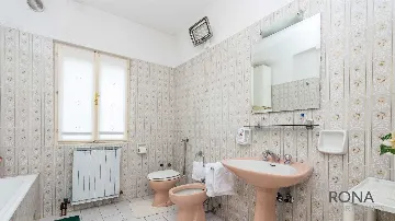 Apartment in Ičići for 4 Guests with Sea View