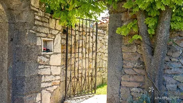 Buzet Apartment for 3 Guests with Terrace