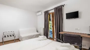 Buzet Apartment for Up to 3 Guests with Balcony