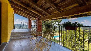 Buzet Apartment for Up to 3 Guests with Balcony