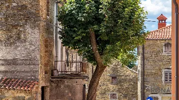 Buzet Apartment Room for 2 Guests with Balcony
