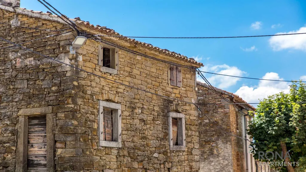Buzet Apartment Room for 2 Guests with Balcony