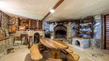 Buzet Apartment Room for 2 Guests with Balcony